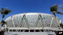 ARCHIVO - Una vista general del estadio deportivo de la ciudad Rey Abdullah, en Yida, Arabia Saudita, el sábado 11 de enero de 2020, en vísperas del partido de fútbol de la final de la Supercopa de España entre el Real Madrid y el Atlético de Madrid.