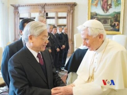 Truyền hình vệ tinh VOA Asia 24/1/2013