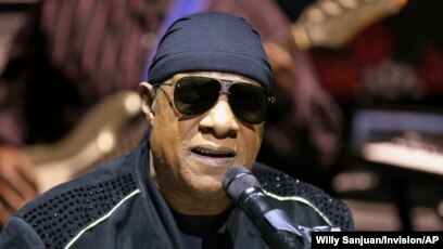 全球演艺界和名人网上义演感谢抗疫前线人员