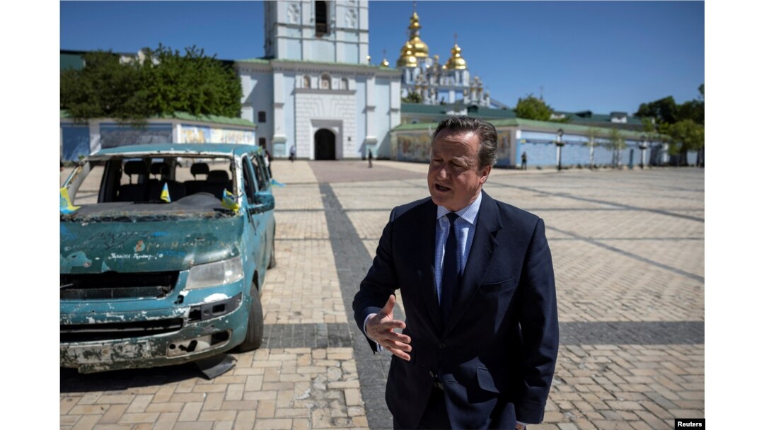 Britaniya Tashqi ishlar vaziri Deyvid Kameronning aytishicha, Ukraina Rossiya hududiga zarba berish uchun Britaniya qurollaridan foydalanishga London e'tiroz bildirmaydi