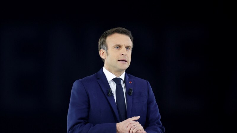 Macron dan Le Pen Bicara tentang Sanksi dan Kekejaman Rusia