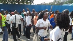 Trabalahdores ligados à FESA manifestam-se nas ruas de Luanda - 1:35