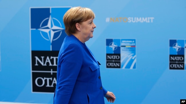 La canciller alemana, Angela Merkel, llega a la Cumbre de la OTAN en Bruselas el miércoles, 11 de julio e 2018.