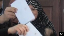 فوئاد عه‌لیکۆ: گۆڕانکاری له‌ ده‌ستوری سوریادا ئه‌وه‌یه‌ ده‌سه‌ڵاته‌کان هه‌مووی لای سه‌رۆکی سوریا کۆکراوه‌ته‌وه