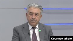 Adnan Al-Kinani, Iraqi Analyst