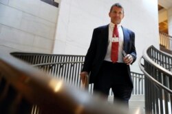 Eric Prince, pendiri perusahaan kontraktor keamanan sewasta, Blackwater, Erik Prince, tiba untuk menghadiri pertemuan tertutup dengan Komite Intelijen DPR AS di Capitol Hill, Washington.