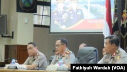 Kapolri Jenderal Tito Karnavian dalam konferensi pers di Gedung Rupatama Mabes Polri, Rabu (28/12). (VOA/ Fathiyah Wardah)