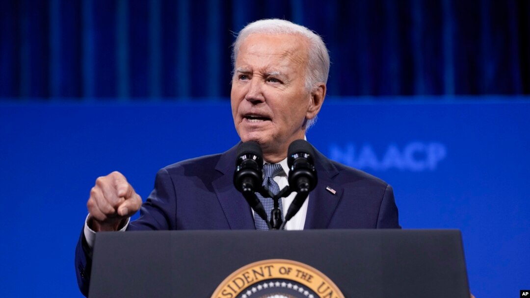 ARCHIVO - El presidente Joe Biden habla durante un evento en Las Vegas, el 16 de julio de 2024.
