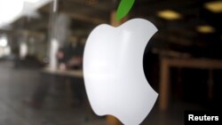 An Apple store is seen in Los Angeles, California, United States, April 22, 2016. 