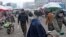 Phụ nữ Afghanistan trên đường phố thủ đô Kabul hôm 3/1 năm 2022.