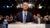 Zuckerberg asume responsabilidad sobre escándalo de Facebook