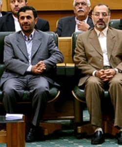 دادستان ایران می گوید محمد جهرمی وزیر سابق کار و رییس معزول بانک صادرات از جمله متهمان اختلاس است