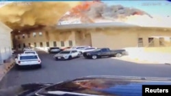 یک فیلم دوربین مداربسته از حمله جمهوری اسلامی به فرودگاه بین‌المللی کویت در شهر کویت (آرشیوی از ۱۳ خرداد ۱۴۰۵.)
