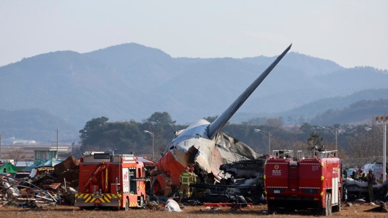 At least 85 dead in fiery South Korea airliner crash