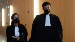 9일 판사 2명이 프랑스 테러 용의자들 재판에 참석하기 위해 이동하고 있다. (자료사진)