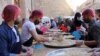 Relawan Libya dan Suriah Bantu Sediakan Makanan Buka Puasa