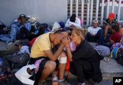 Central American migrants who attended the annual Migrants Stations of the Cross caravan for migrants' rights, rest at a shelter in Tlaquepaque, Jalisco state, Mexico, April 18, 2018.