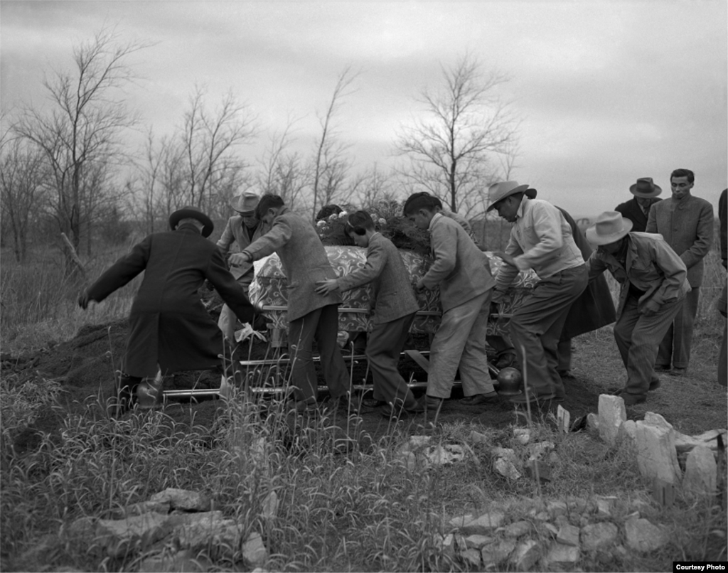 Funeral of Agnes (Mrs. Abel) Big Bow (Kiowa). Hog Creek, Oklahoma, 1947. 45UFN9.© 2014 Estate of Horace Poolaw. Reprinted with permission.