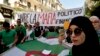 Des étudiants lors d'une manifestation à Alger, le 11 juin 2019.