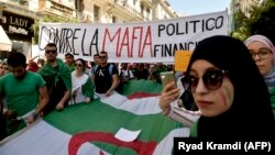 Etudiants manifestant à Alger le 11 juin 2019.