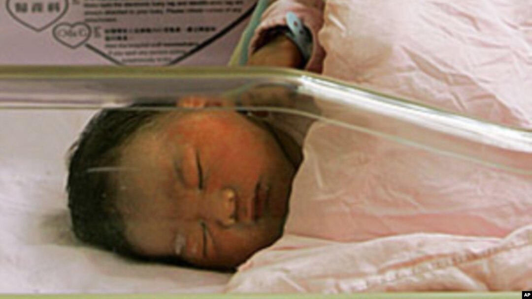 Hong Kong Frustrated About Influx of Chinese Births