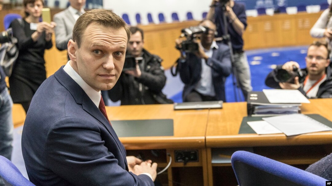 Aktivis oposisi Rusia sebelum persidangan di Pengadilan HAM Eropa di Strasbourg, Perancis, 24 Januari 2018.