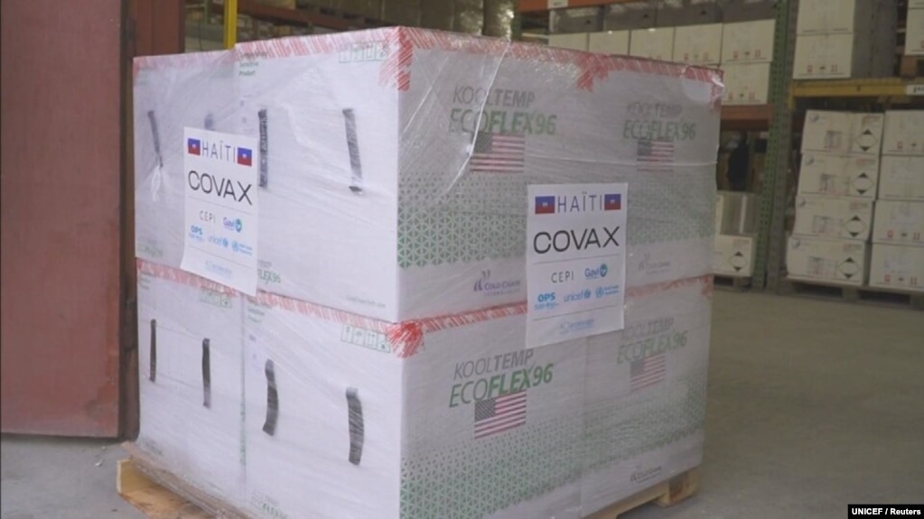 미국이 국제백신공동구매사업인 ‘코백스(COVAX)’를 통해 기증한 모더나 신종 코로나바이러스 백신이 아이티에 도착했다. 사진 = 유니세프.