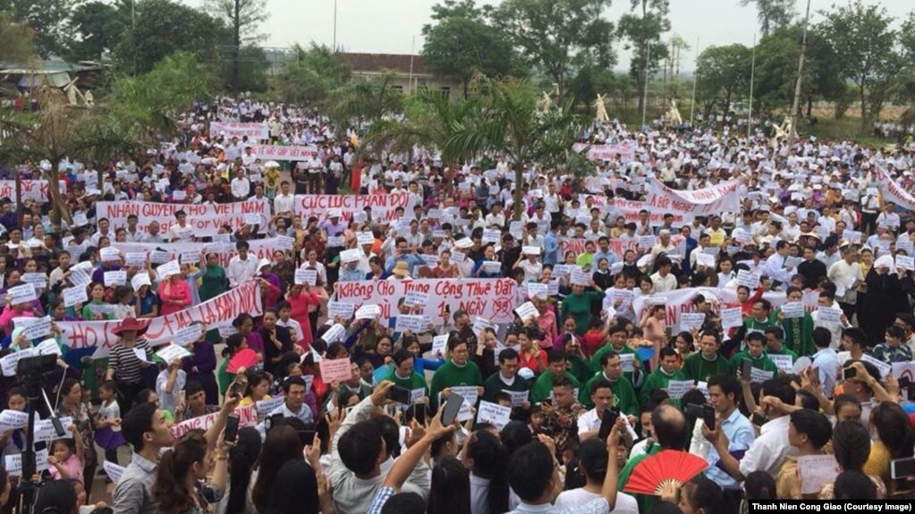 Cuộc biểu tình tại Giáo hạt Văn Hạnh, Hà Tĩnh.