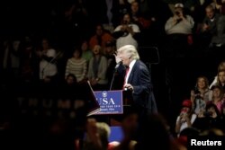 U.S. President-elect Donald Trump speaks at a USA Thank You Tour event at U.S. Bank Arena in Cincinnati, Ohio, U.S., Dec. 1, 2016.