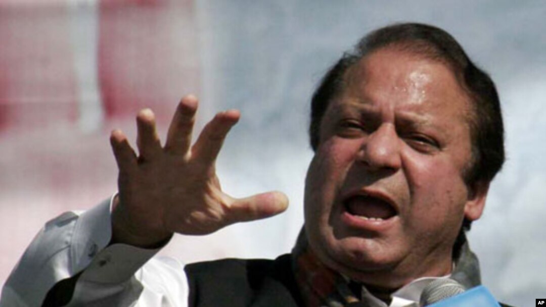 نوازشريف وايي ، زما په ډکشنرۍ کې د تباهۍ والا "ډي" نشتی او د تباهۍ والا ډي د پلان نه دې الله دغه ملک محفوظ وساتي .