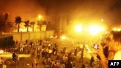 Egjipt: Protestuesit anti-qeveritarë sfidojnë ndalim-qarkullimin gjatë natës