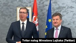 Aleksandar Vučić (L) i Miroslav Lajčak (D) tokom susreta u Briselu (Foto: Tviter nalog Miroslava Lajčaka)