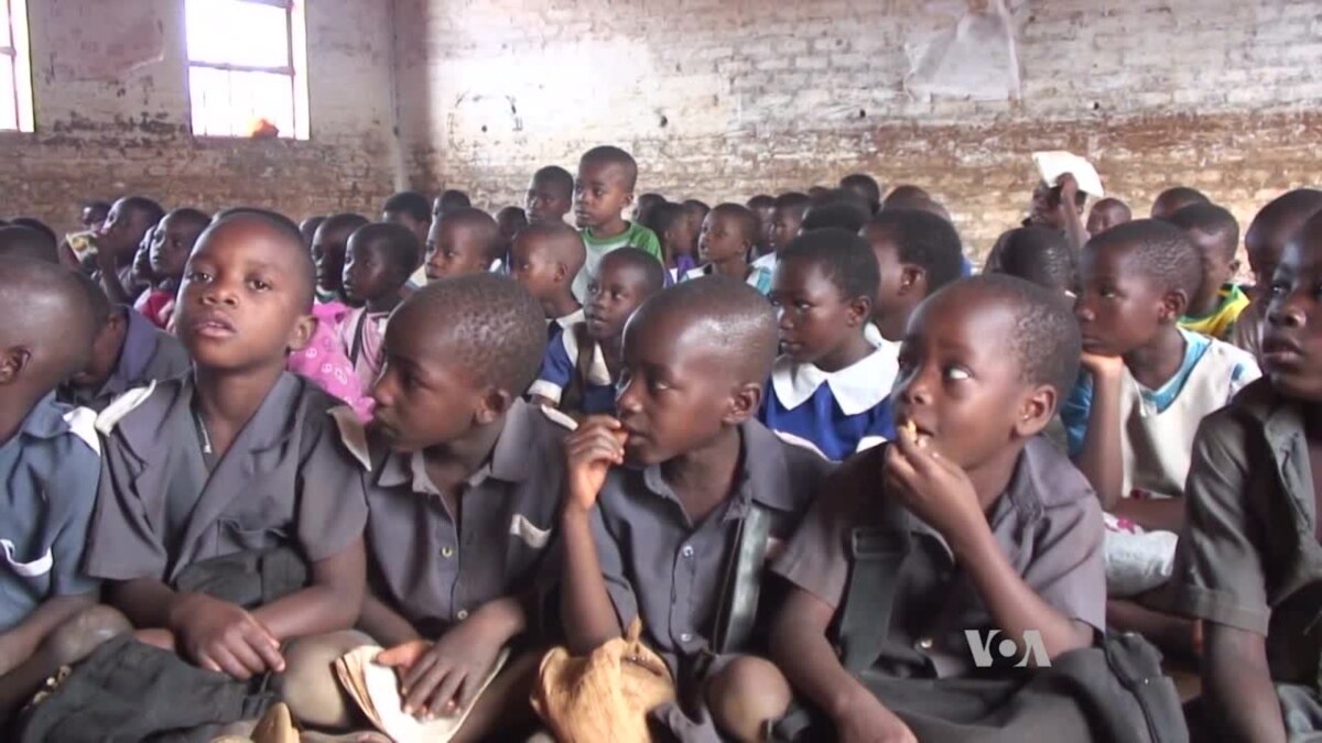 Malawi Using iPads, New Technology to Improve Education