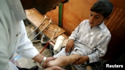 یافته های سازمان ملل متحد نشان می‌دهد که ۶۶ درصد قربانیان انفجار ماین‌ها در افغانستان کودکان به ویژه پسران اند.