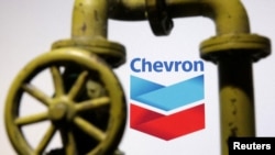 ARCHIVO - El logotipo de Chevron se ve en esta ilustración tomada el 23 de octubre de 2023