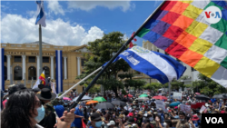 Miles de ciudadanos se dieron cita el 15 de septiembre de 2021 en las calles de San Salvador para expresar su descontento con algunas de las últimas medidas del Gobierno.