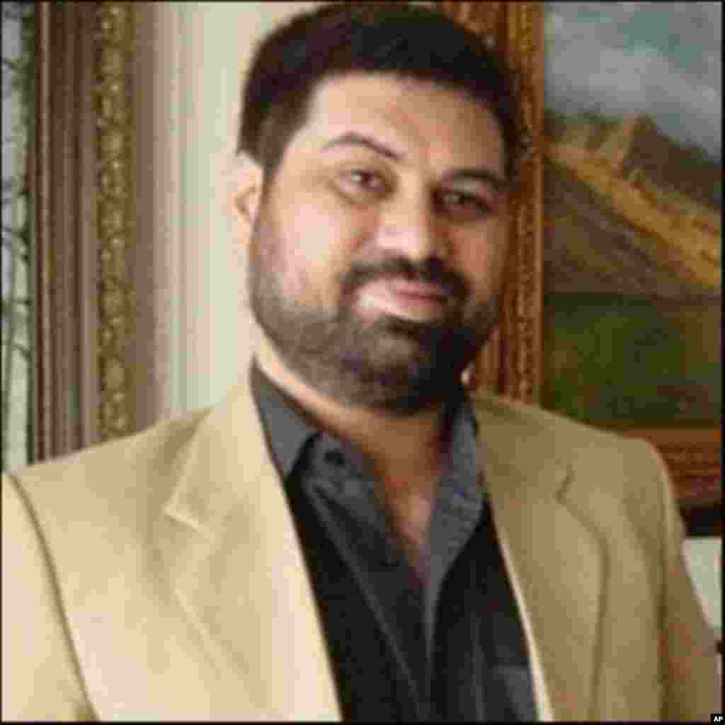 عکس هایی ازسید سلیم شهزاد، خبرنگار کشته شده پاکستانی