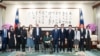 台湾总统赖清德在台北会晤美国民主党籍参议员达克沃斯。(台湾总统府照片)