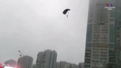 Պարապլանով վայրէջք՝ Մոսկվայի խցանումների մեջ