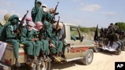 Hogaanka al-shabaab oo is Khilaafay