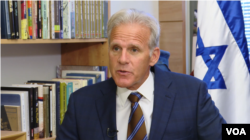 Israeli Deputy Minister for Diplomacy Michael Oren speaks to VOA Persian at his office in the Israeli parliament, or Knesset, on October 10, 2018.