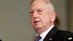 Le ministre américain de la Défense Jim Mattis, au Pentagone, le 15 août 2017.