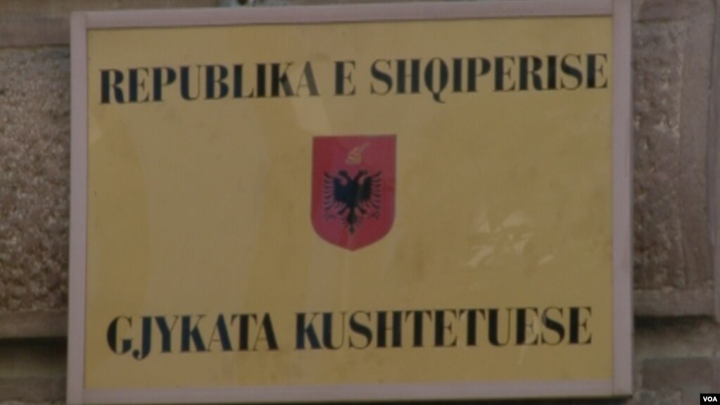 Tjetër ligj i Reformës në Drejtësi në Kushtetuese