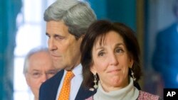 El Departamento de Estado y Roberta Jacobson confirmaron que John Kerry conversó vía telefónica con su par venezolana.
