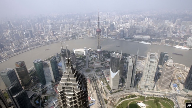 中国上海金融中心鸟瞰 (美联社照片)