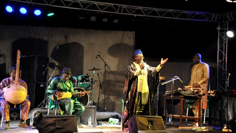Disparition de Kassé Mady Diabaté, grande voix du Mali
