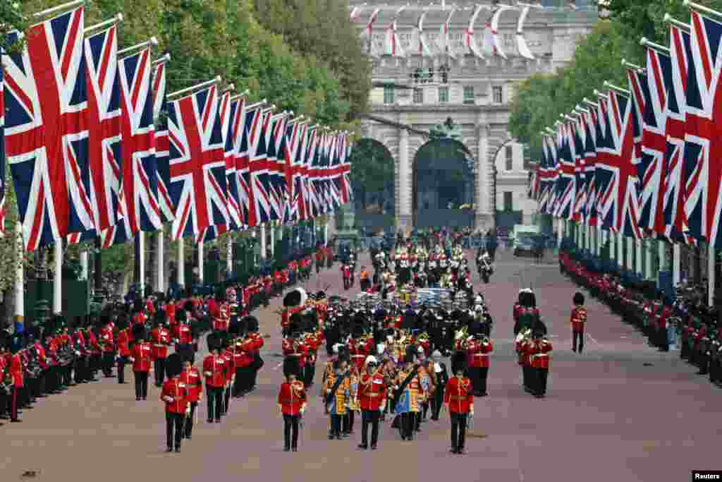 State funeral and burial of Queen Elizabeth