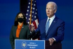 លោក Joe Biden ប្រធានាធិបតីជាប់ឆ្នោត និងអ្នកស្រី Kamala Harris អនុប្រធានាធិបតីជាប់ឆ្នោត ថ្លែងនៅទីក្រុង Wilmington រដ្ឋ Delaware កាលពីថ្ងៃទី៩ ខែវិច្ឆិកា ឆ្នាំ២០២០។