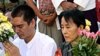 Bà Suu Kyi và con trai đến lễ Chùa Shwedagon