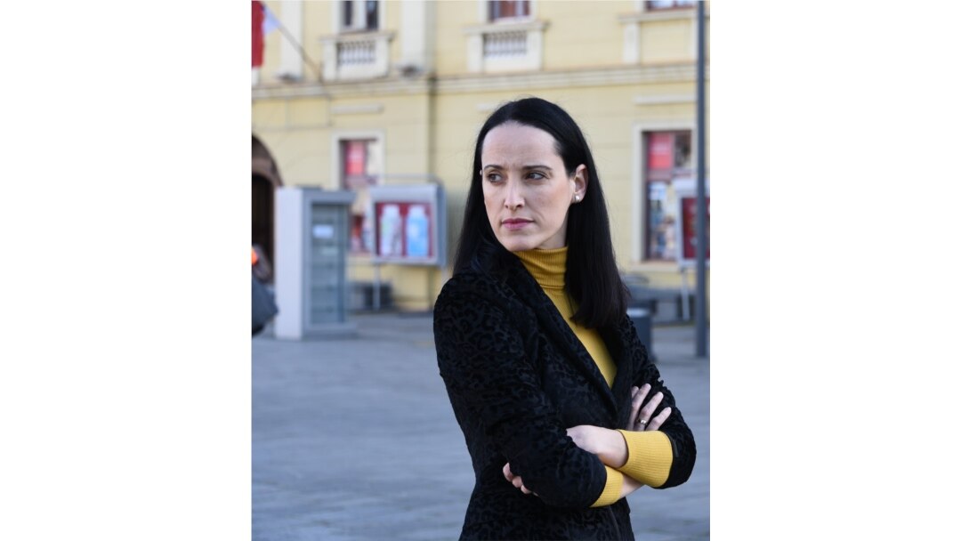 Dragana Popović, Građanski preokret